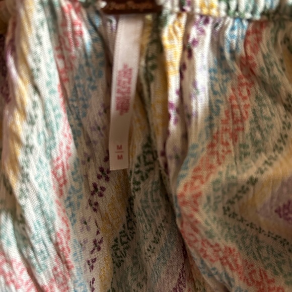 Free People Tube Style Blouse. - Picture 4 of 4